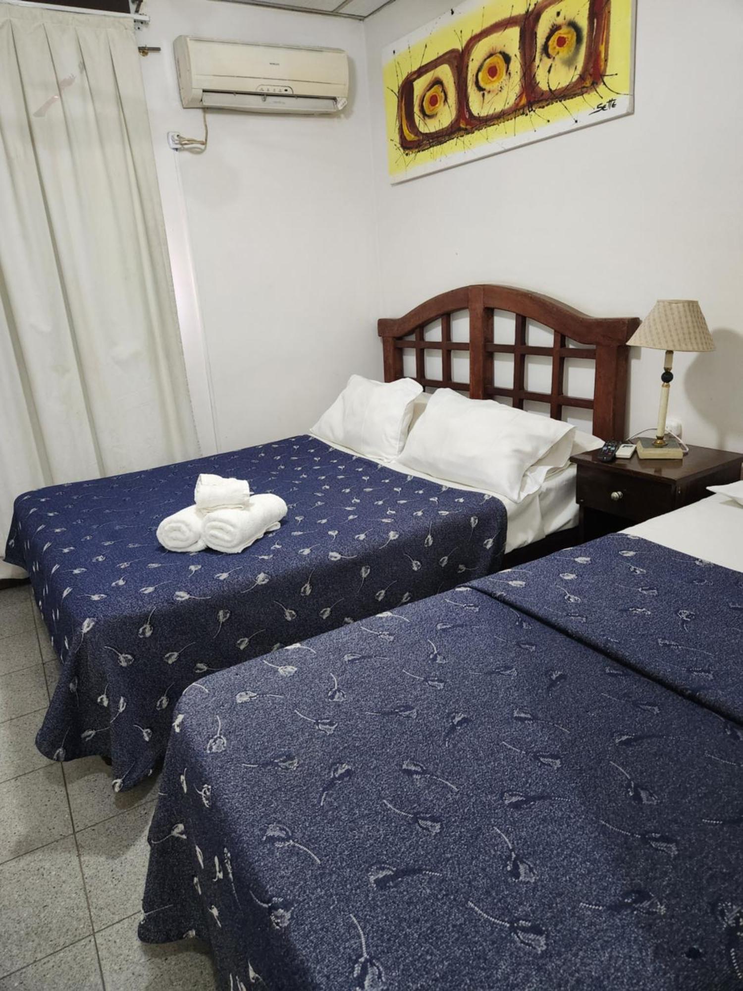 Hotel Express *